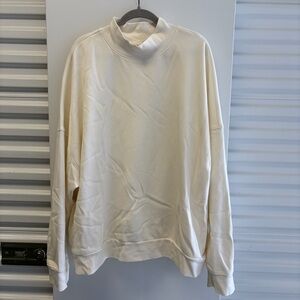 Fabletics Womens Cream Crewneck Sweatshirt Size 3X